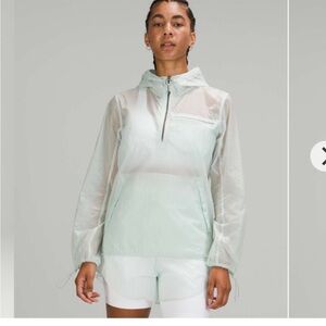 Women's lululemon Mint Green anorak rain Jacket